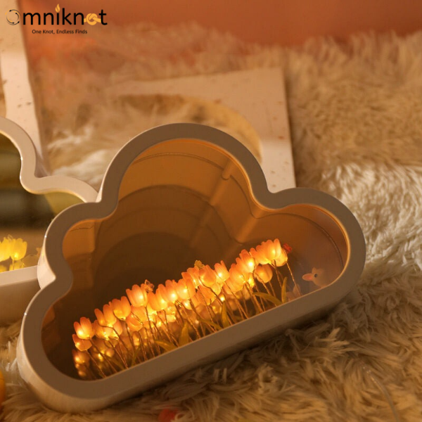 Tulip Endless Bloom Cloud Lamp