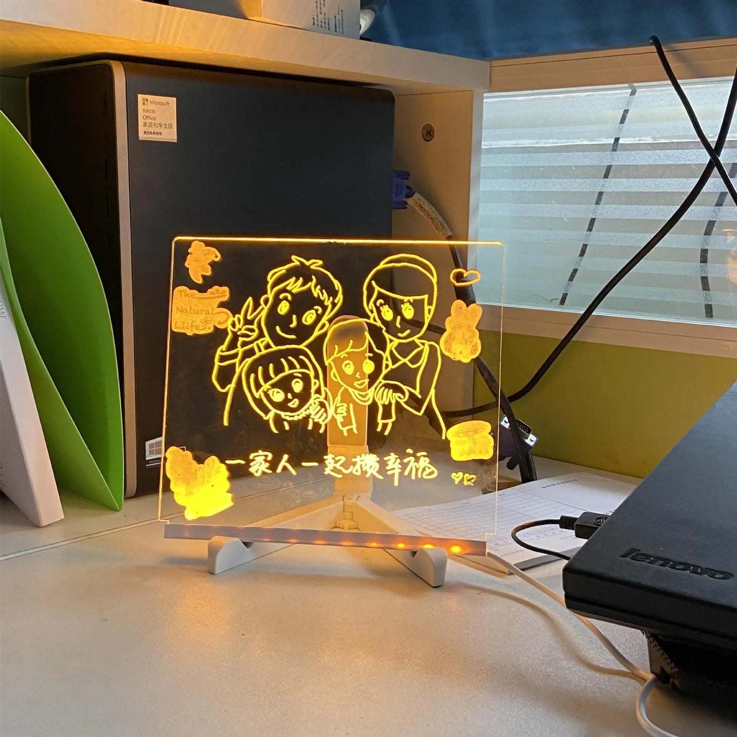 3D Acrylic LED Message Board | 15x15 cm with 7 Pens